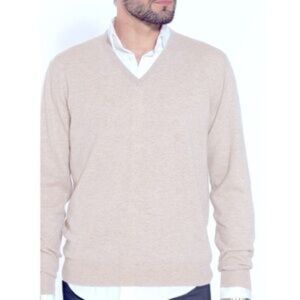 100% Cashmere John Ashford V-Neck Sweater in Light Beige